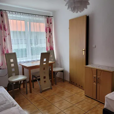 Orka Homestay Dzwirzyno